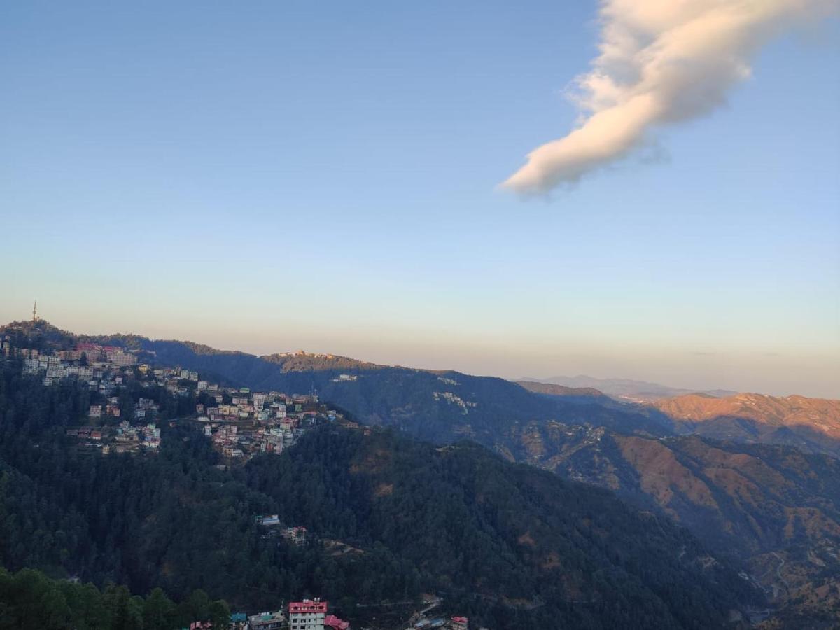 The Oaktree House Hotel Shimla Ngoại thất bức ảnh