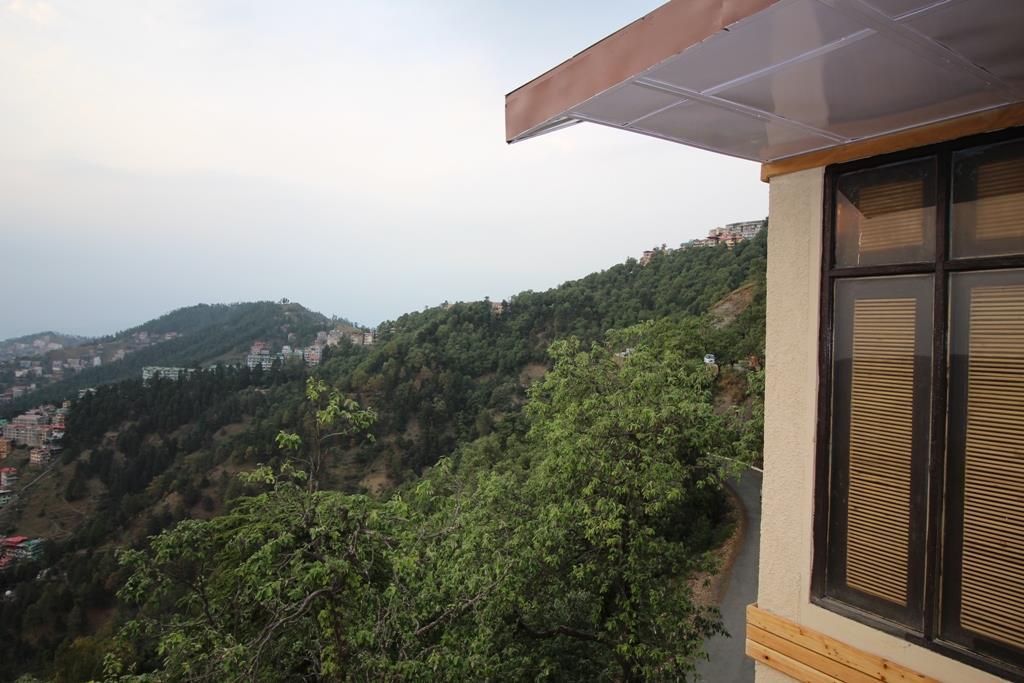 The Oaktree House Hotel Shimla Ngoại thất bức ảnh