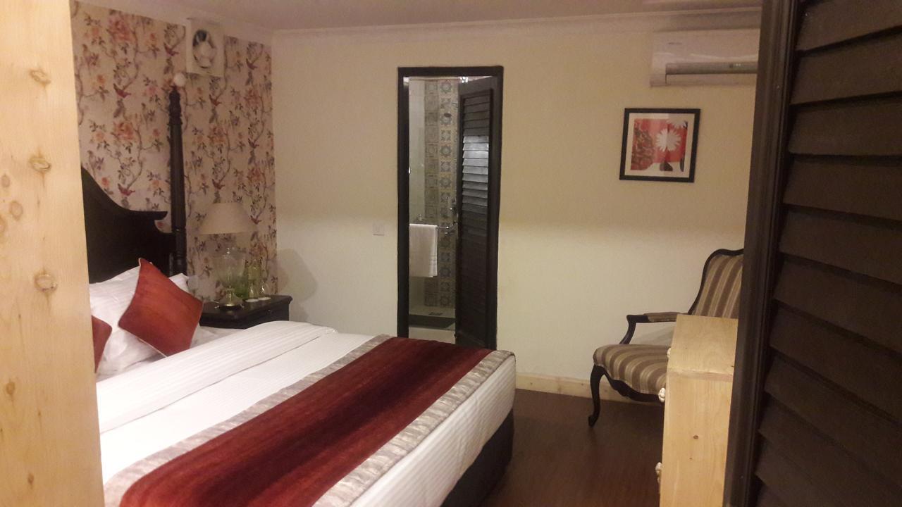 The Oaktree House Hotel Shimla Ngoại thất bức ảnh