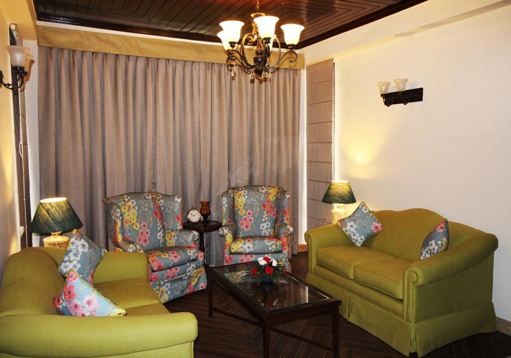 The Oaktree House Hotel Shimla Ngoại thất bức ảnh