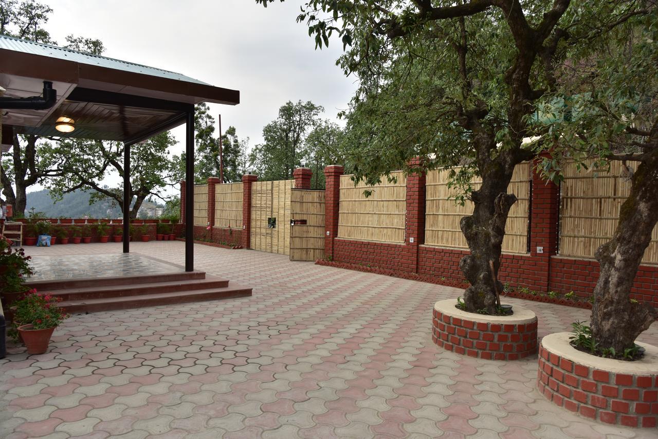 The Oaktree House Hotel Shimla Ngoại thất bức ảnh
