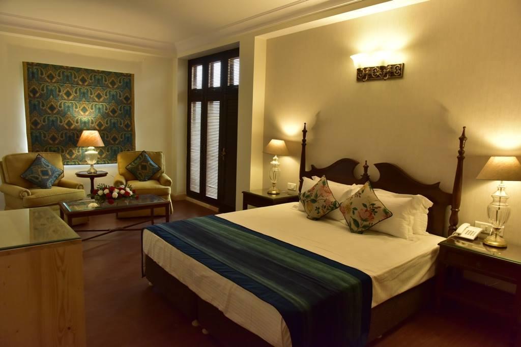 The Oaktree House Hotel Shimla Ngoại thất bức ảnh
